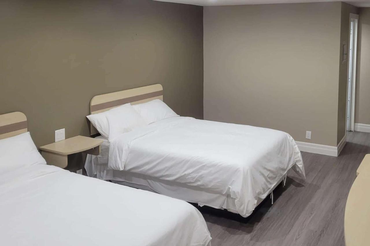 Super 8 By Wyndham Niagara Falls On Exterior foto