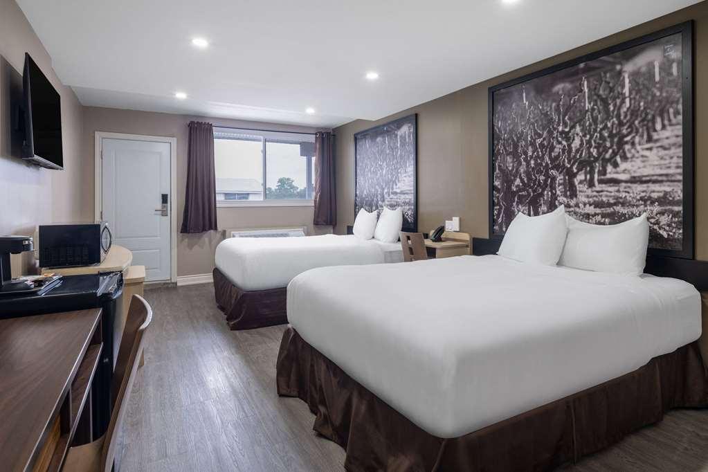 Super 8 By Wyndham Niagara Falls On Habitación foto