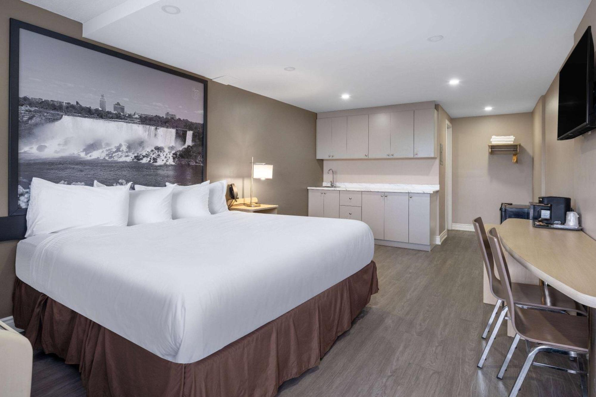Super 8 By Wyndham Niagara Falls On Exterior foto